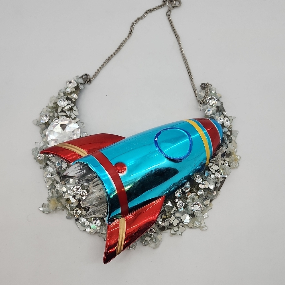 Colorful Rocket Wall Decor - Picture 2 of 8
